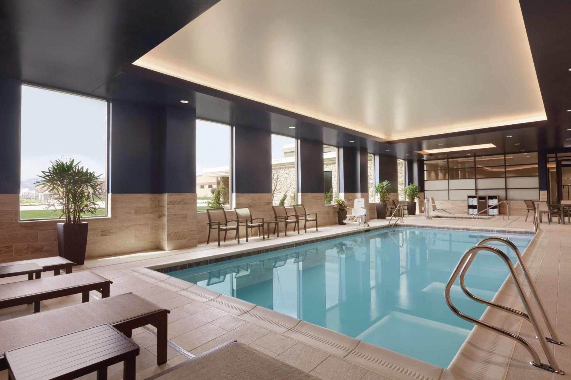 Embassy Suites By Hilton South Jordan Salt Lake City Exterior photo